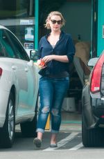 Pregnant KATHERINE HEIGL Out Shopping in Glendale 10/23/2016