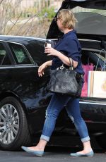 Pregnant KATHERINE HEIGL Out Shopping in Glendale 10/23/2016