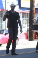 Pregnant NATALIE PORTMAN Out and About in Los Feliz 10/20/2016