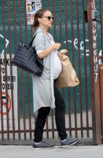 Pregnant NATALIE PORTMAN Out Shopping in Los Angeles 10/24/2016