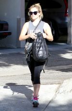 REESE WITHERSPOON at a Gym in Brentwood 10/03/2016