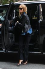 ROSIE HUNTINGTON-WHITELEY Arrives at Her Hotel in New York 10/20/2016