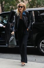 ROSIE HUNTINGTON-WHITELEY Arrives at Her Hotel in New York 10/20/2016