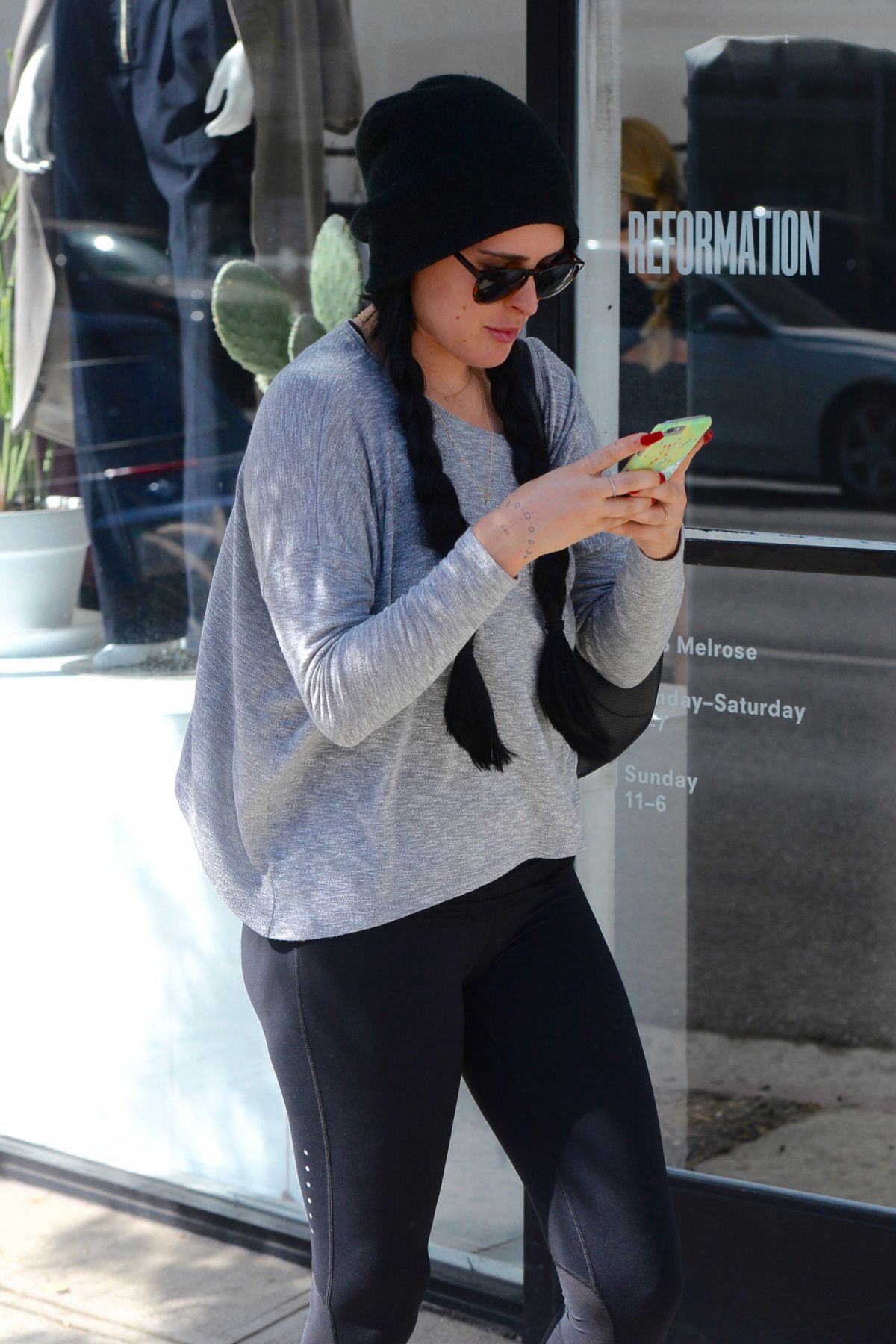 RUMER WILLIS Out and About in West Hollywood 10/07/2016 RUMER WILLIS Out and About in West Hollywood 10/07/2016
