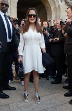 SALMA HAYEK at Stella McCartney Fashion Show at Paris Fashion Week 10/03/3016