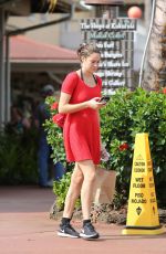 SHAILENE WOODLEY Out and About in Hawaii 10/27/2016