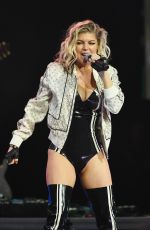 STACY FERGIE FERGUSON Performs at Mohegan Sun Arena in Uncasville 10/15/2016