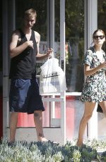 TALLULAH WILLIS Out Shopping in Beverly Hills 09/28/2016