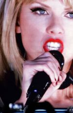 TAYLOR SWIFT Performs at US Grand Prix in Austin 10/22/2016