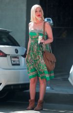 TORI SPELLING Out and About in Beverly Hills 10/05/2016