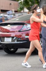 VANESSA and SETLLA HUDGENS Shopping Grocery in Studio City 10/16/2016