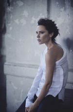 VICTORIA BECKHAM in Vogue Magazine, Australia November 2016