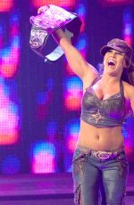 WWE - Mickie James