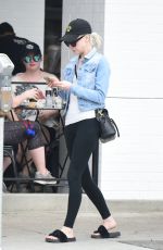 ALESSANDRA TORRESANI Out for Lunch in Los Angeles 11/12/2016