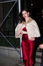 ANNE HATHAWAY and Adam Shulman Out for Dinner in New York 11/12/2016
