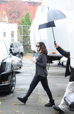 ANNE HATHAWAY on the Set of 