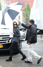 ANNE HATHAWAY on the Set of 