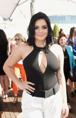 ARIEL WINTER at Glamour Women of the Year 2016 Live Summit in Los Angeles 11/14/2016