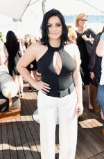 ARIEL WINTER at Glamour Women of the Year 2016 Live Summit in Los Angeles 11/14/2016