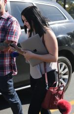 ARIEL WINTER Visits a School to Take a College Classes in Los Angeles 11/09/2016