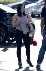 ARIEL WINTER Visits a School to Take a College Classes in Los Angeles 11/09/2016