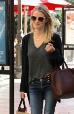 ASHLEY HINSHAW Shopping at The Grove in West Hollywood 11/04/2016