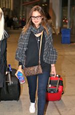 BAILEE MADISON at Pearson International Airport in Toronto 10/31/2016