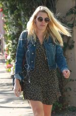 BUSY PHILIPPS Out for Shopping in West Hollywood 11/16/2016