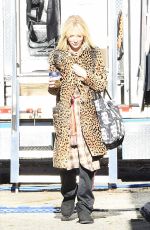 CATE BLANCHETT Leaves 