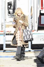 CATE BLANCHETT Leaves 