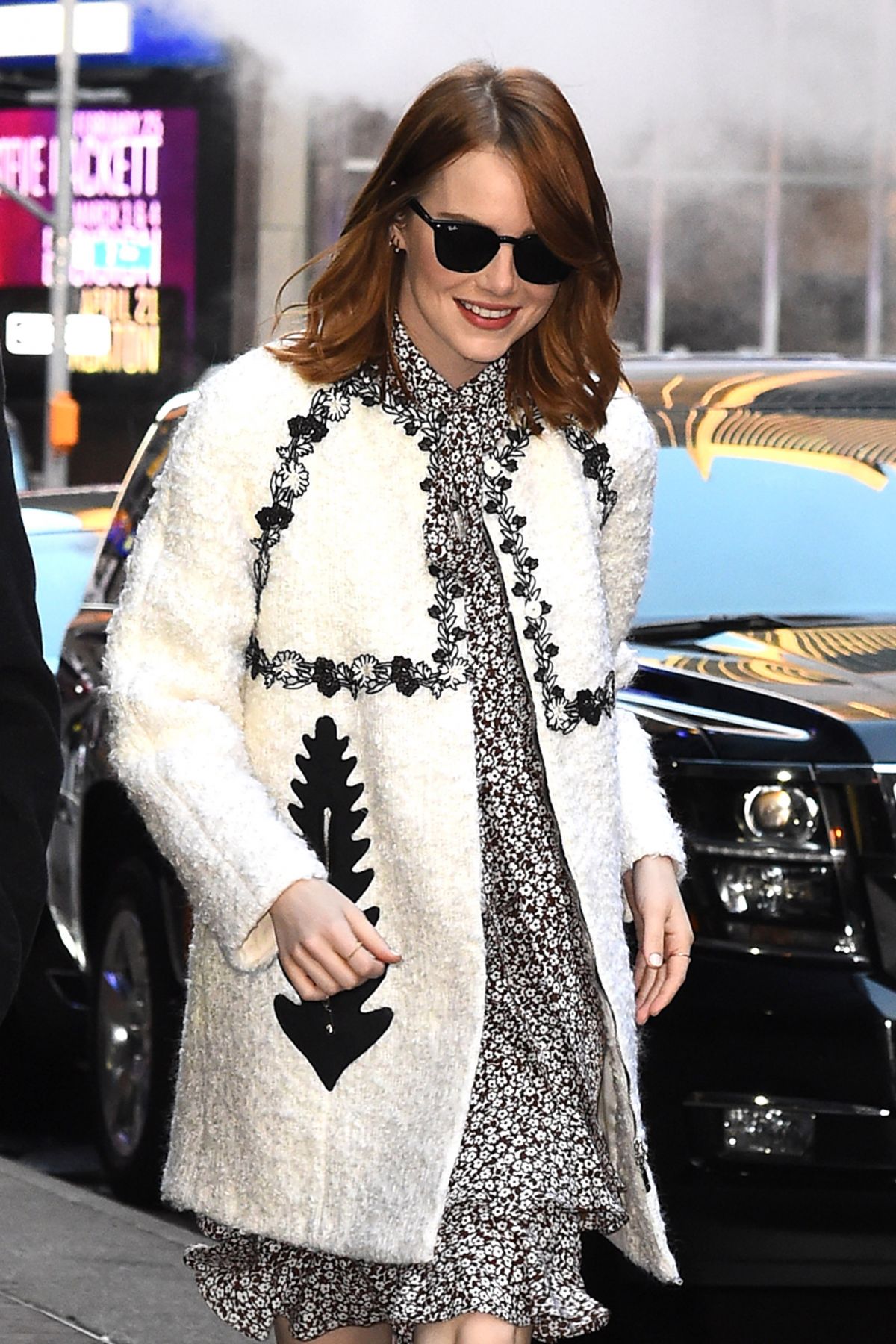EMMA STONE Arrives at Good Morning America in NEw York 11/28/2016 ...