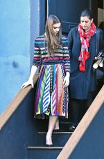 HAILEE STEINFELD Leaves Variety