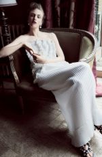HEDVIG PALM in Harper