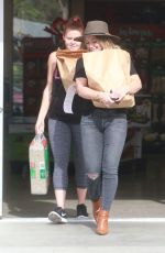 HILARY DUFF Shopping for Pet Supplies in West Hollywood 11/15/2016