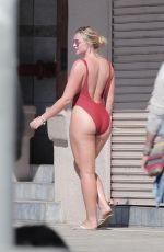 ISKRA LAWRENCE in Bikini on the Set of a Photoshoot in Venice Beach 11/02/2016