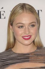 ISKRA LAWRENCE at Glamour Women of the Year 2016 in Los Angeles 11/14/2016