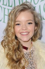 JADE PETTYJOHN at Hollywood Christmas Parade 11/27/2016