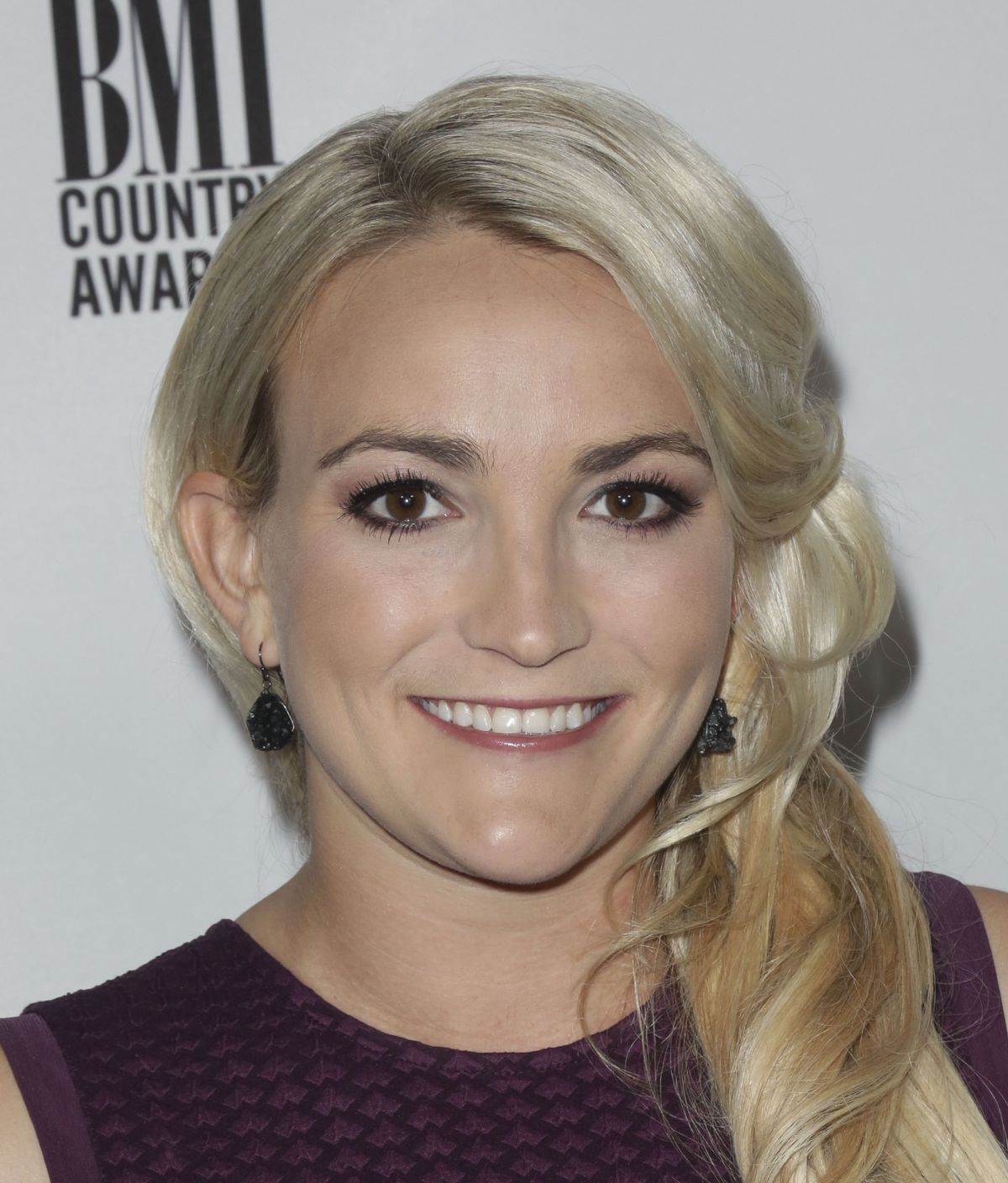 JAMIE LYNN SPEARS at 64th Annual BMI Country Awards in Nashville 11/01 ...