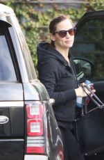 JENNIFER GARNER Heading to a Gym in Los Angeles 11/13/2016