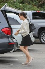 JENNIFER GARNER Leaves a Church in Los Angeles 11/20/2016