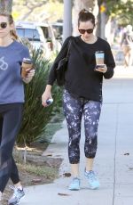 JENNIFER GARNER Out and About in Los Angeles 11/09/2016