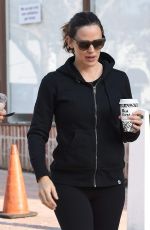 JENNIFER GARNER Out for Morning Coffee in Los Angeles 11/26/2016