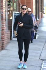 JENNIFER GARNER Out Shopping in Brentwood 11/23/2016