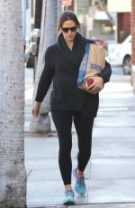 JENNIFER GARNER Out Shopping in Brentwood 11/23/2016