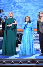 JENNIFER NETTLES at CMA 2016 Country Christmas in Nashville 11/08/2016