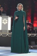 JENNIFER NETTLES at CMA 2016 Country Christmas in Nashville 11/08/2016