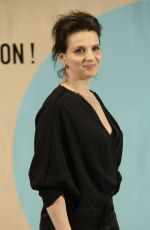 JULIETTE BINOCHE Receives 