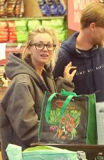 KALEY CUOCO Shopping for Groceries in Encino 11/20/2016
