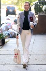 KARLIE KLOSS Out Shopping in New York 11/08/2016