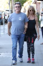KATE HUDSON, GOLDIE HAWN and Kurt Russell at Early World Restaurant in Brentwood 11/25/2016